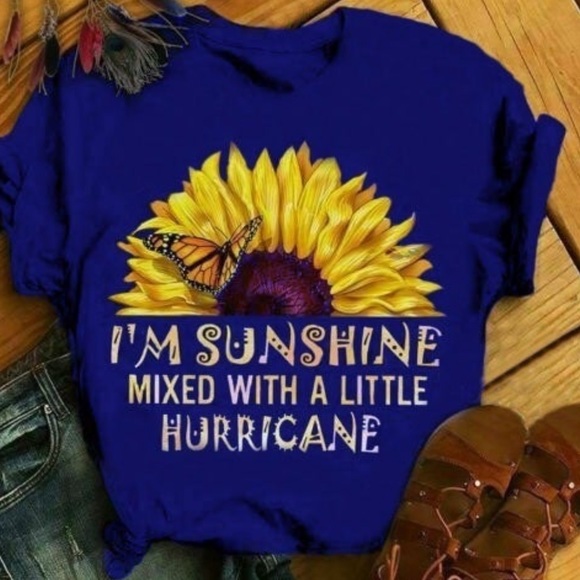 🆕Trendy Sunflower 🌻 T-shirt - Picture 1 of 1